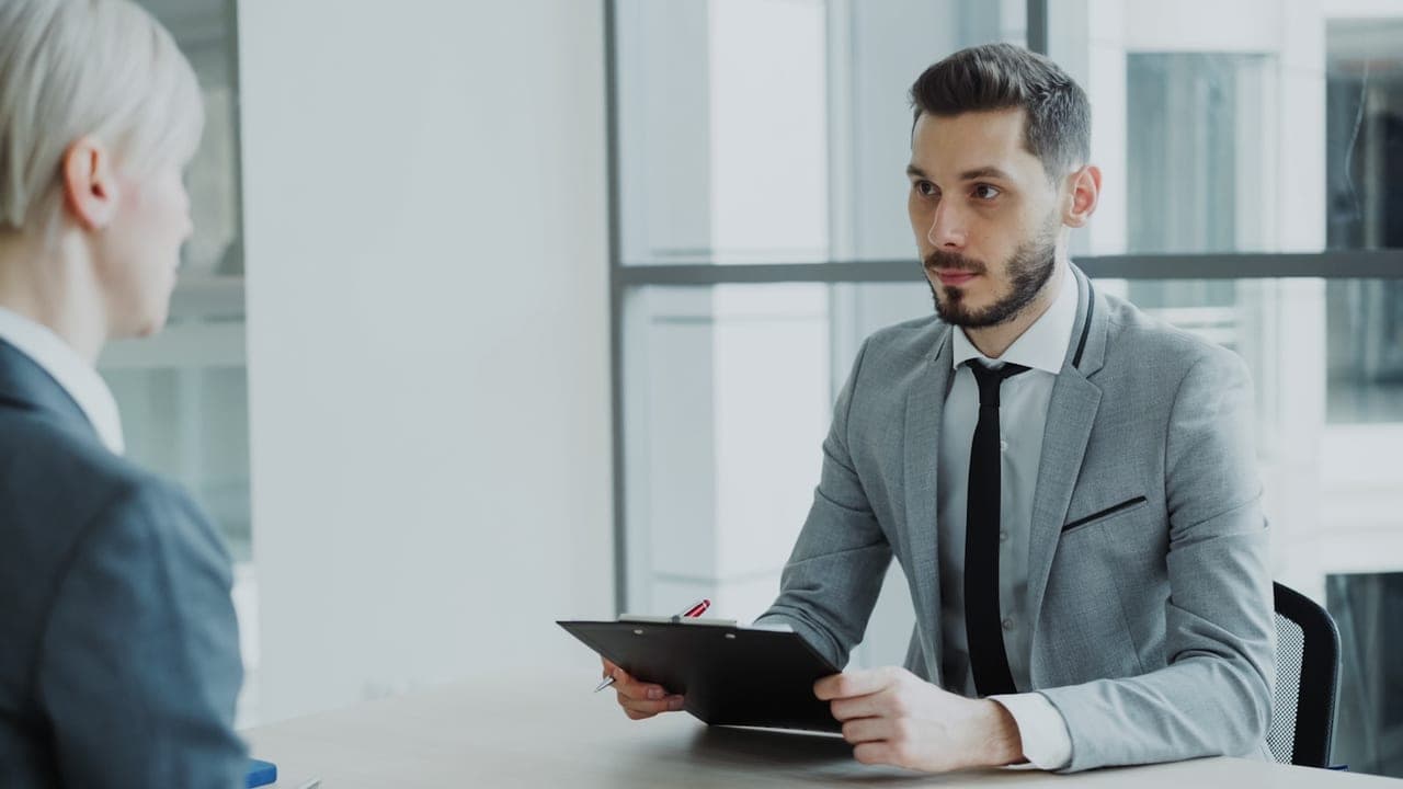 The 2026 IT Hiring Playbook: How to Find, Evaluate & Retain Developers in Surat
